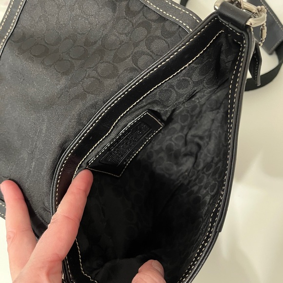 Women’s Classic Vintage Y2K Soho Leather COACH Crossbody Bag 7843 - Picture 6 of 7